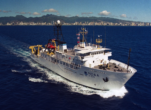 NOAA Ship OSCAR ELTON SETTE underway NOAA Ship OSCAR ELTON SETTE underway